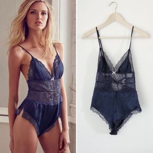 Victoria’s Secret Navy Lace Teddy